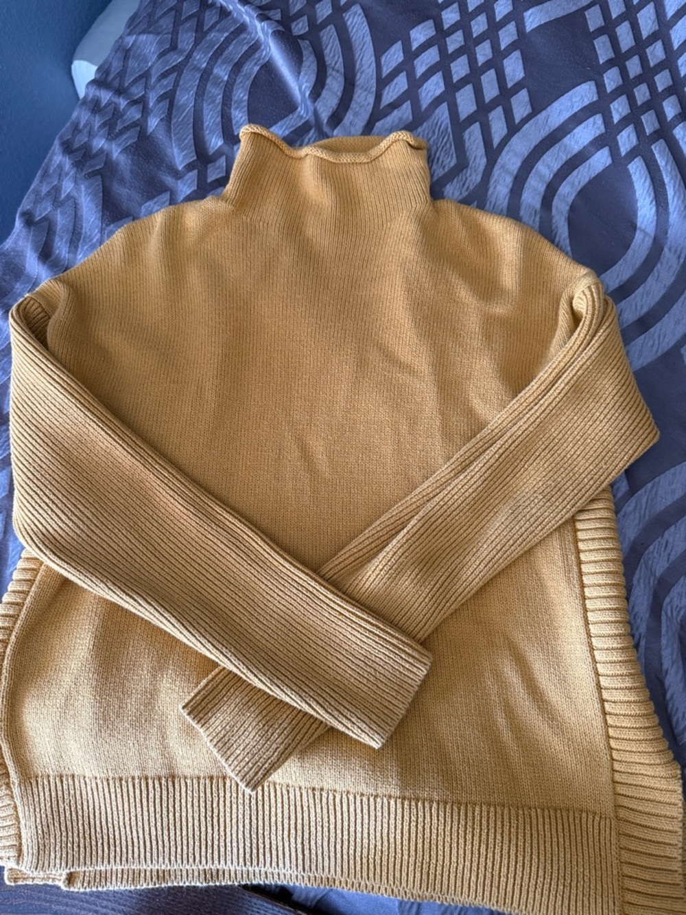 Tahari Mustard Crewneck Knit Sweater